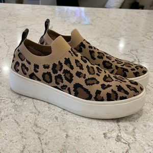 Steve Madden Leopard Knit slip on